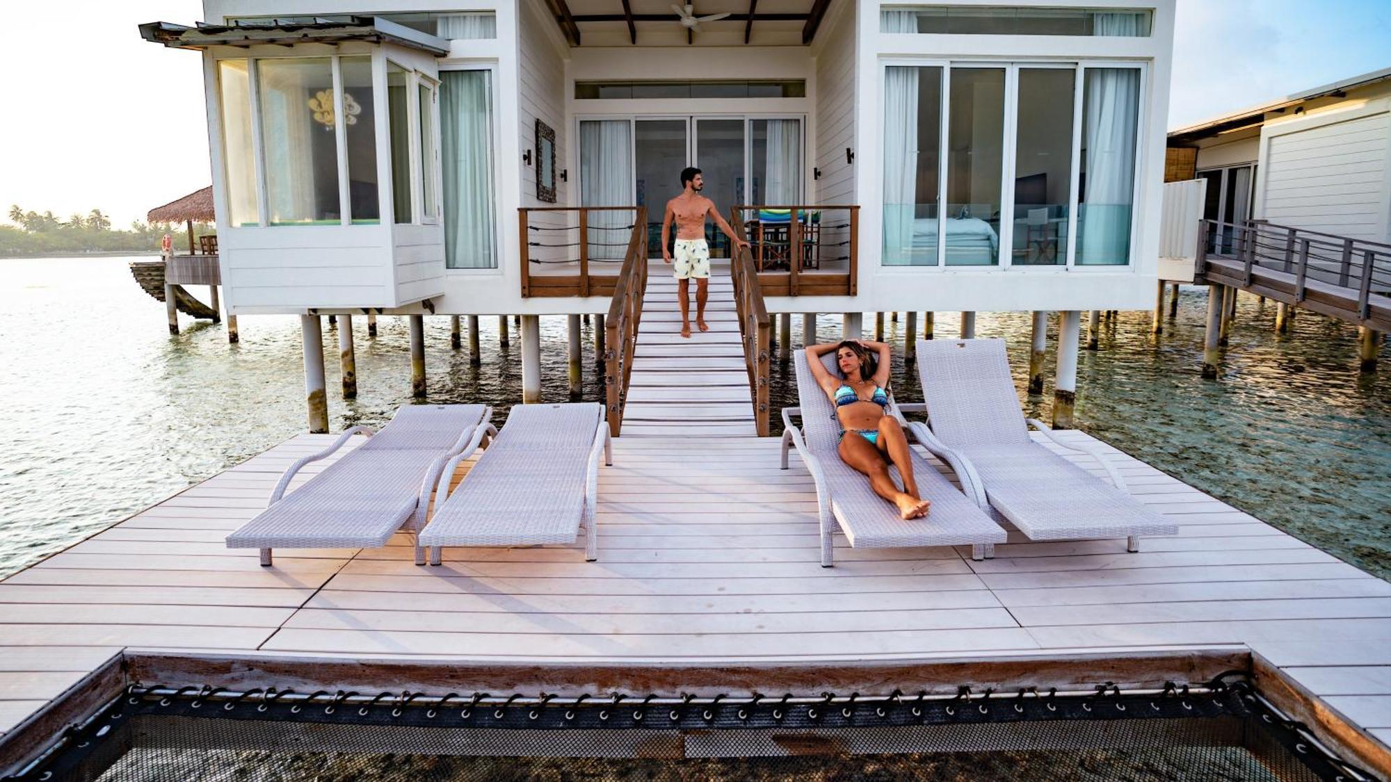 Holiday Inn Resort Kandooma Maldives - Kids Stay & Eat Free And Dive Free For Certified Divers For A Minimum 3 Nights Stay Guraidhoo  Esterno foto
