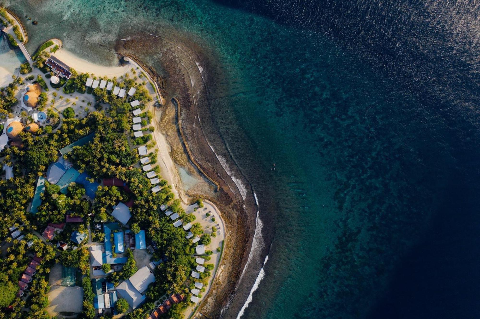 Holiday Inn Resort Kandooma Maldives - Kids Stay & Eat Free And Dive Free For Certified Divers For A Minimum 3 Nights Stay Guraidhoo  Esterno foto
