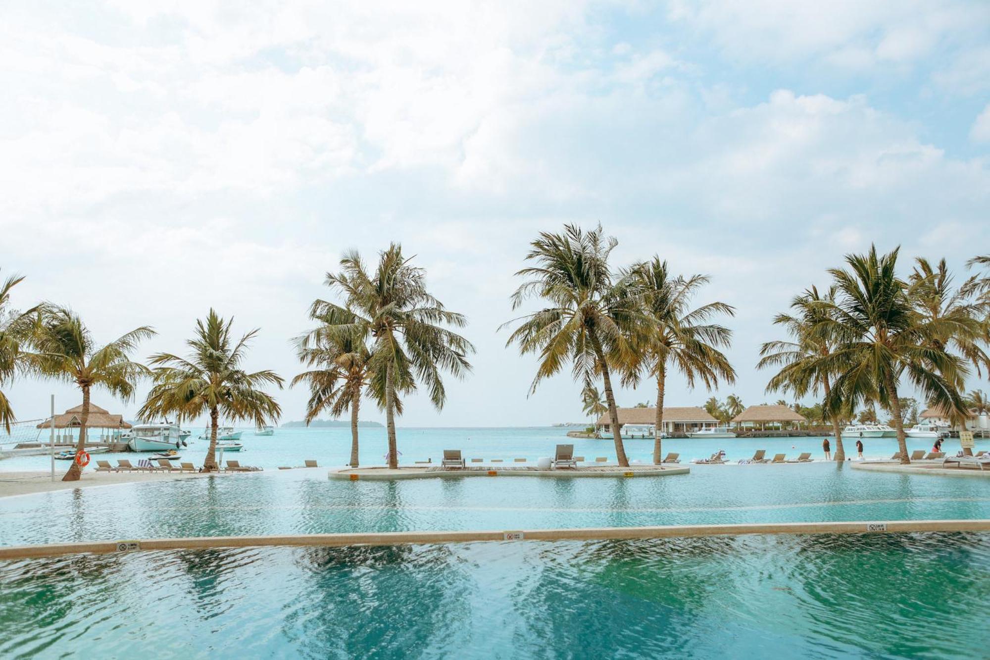 Holiday Inn Resort Kandooma Maldives - Kids Stay & Eat Free And Dive Free For Certified Divers For A Minimum 3 Nights Stay Guraidhoo  Esterno foto
